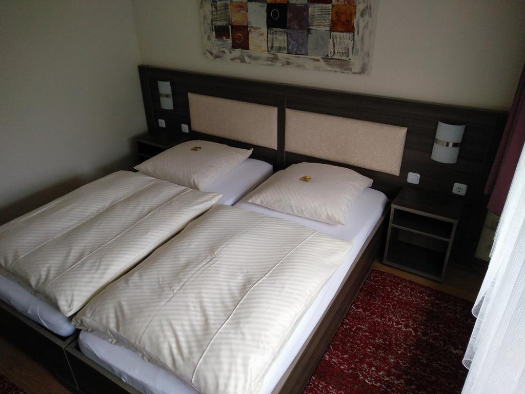 Hotel Alfa Neu-Isenburg Habitación foto