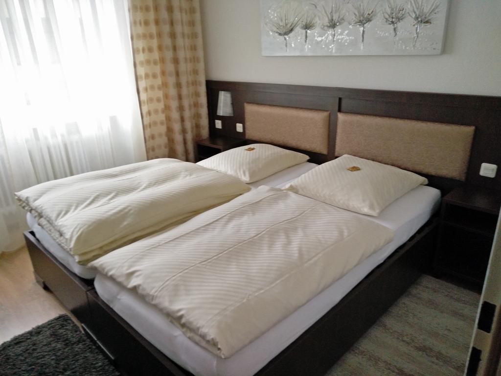 Hotel Alfa Neu-Isenburg Habitación foto